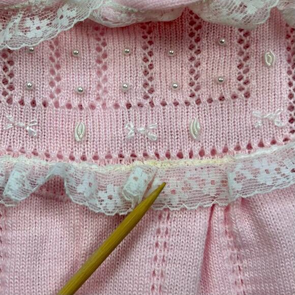 Vintage Carter’s Baby Pink Soft Acrylic Footed Layette Outfit 6 months - Picture 3 of 6